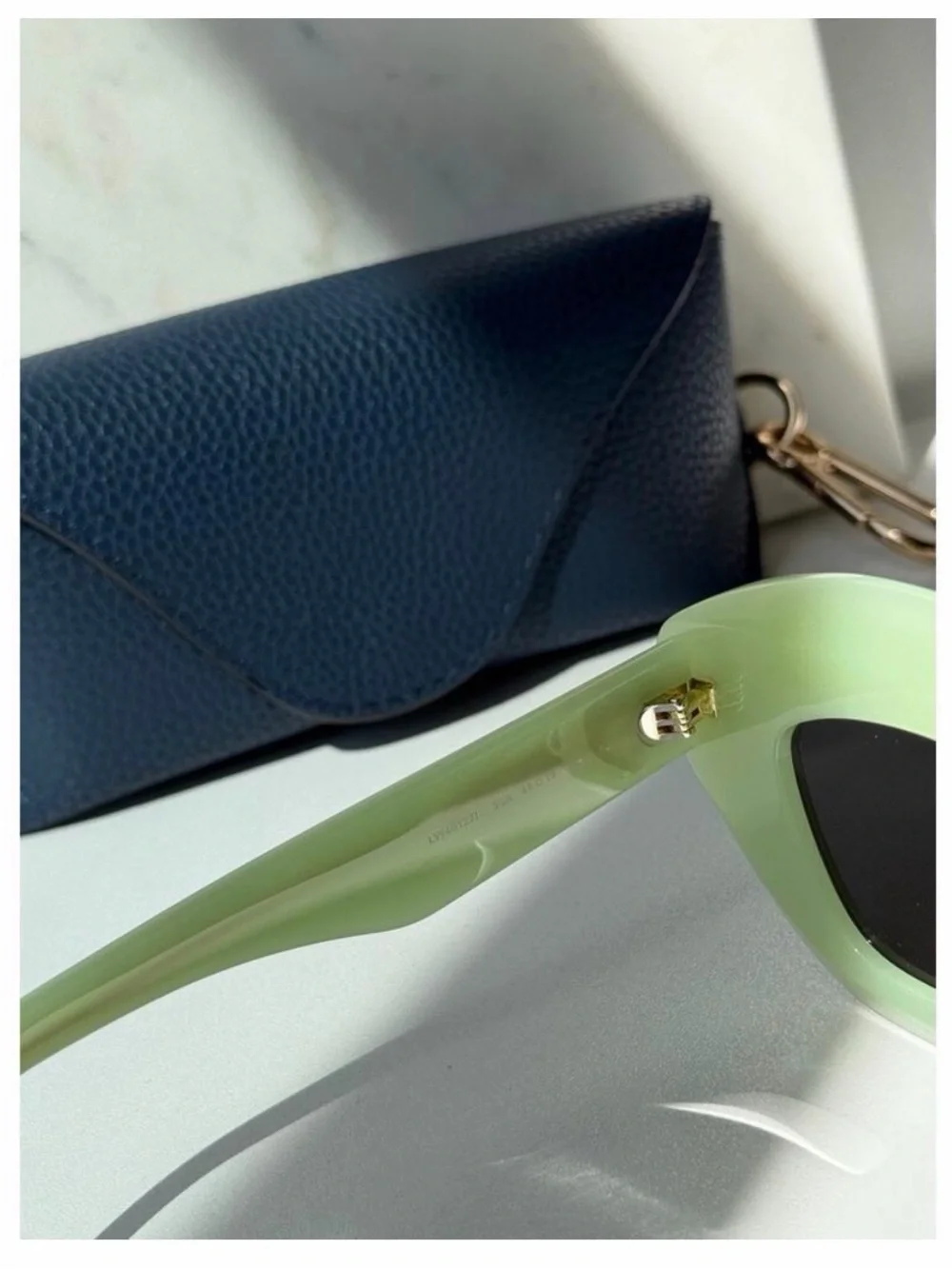 Loewe LW40127I Anagram Cat Eye Sunglasses Light Green 95A NWT Authentic